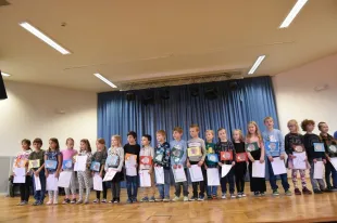 Předání Slabikáře 1. B