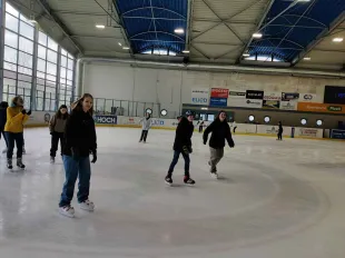 Bruslení 7. ročníků a 8. D 7. 3. 2023