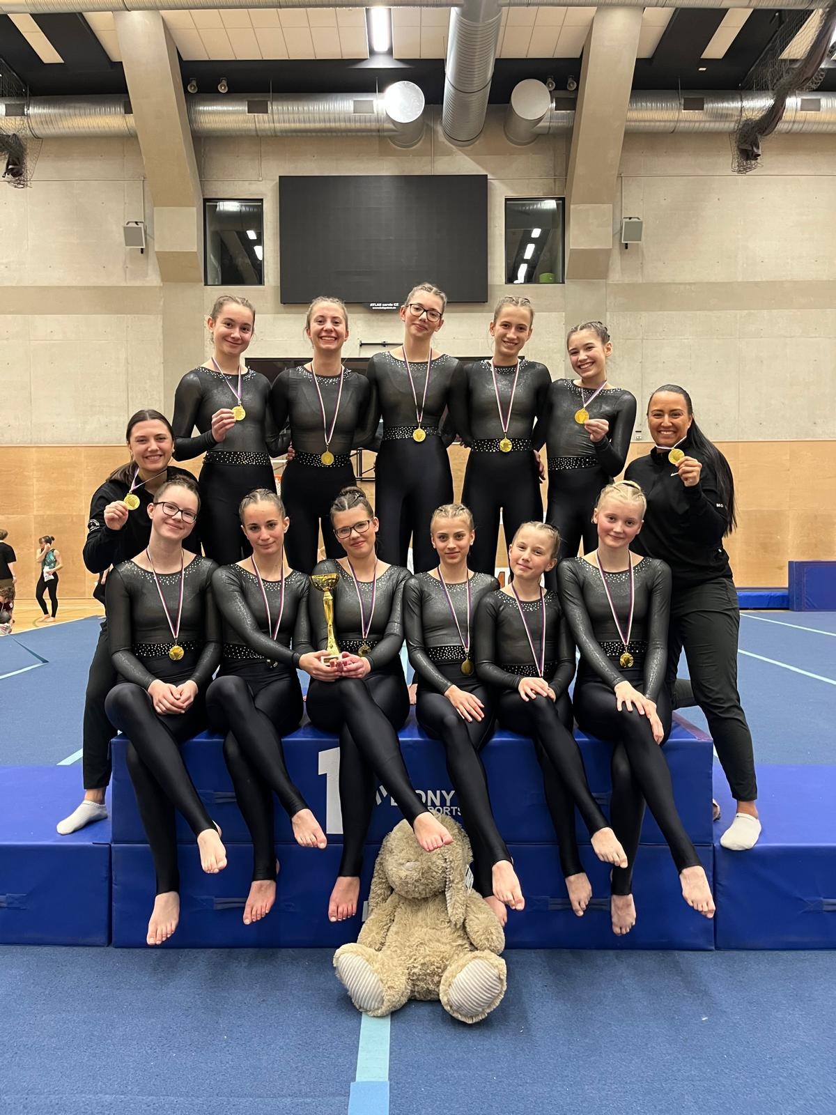 Vítězství gymnastek z  Flik - Flaku  v Ostravě