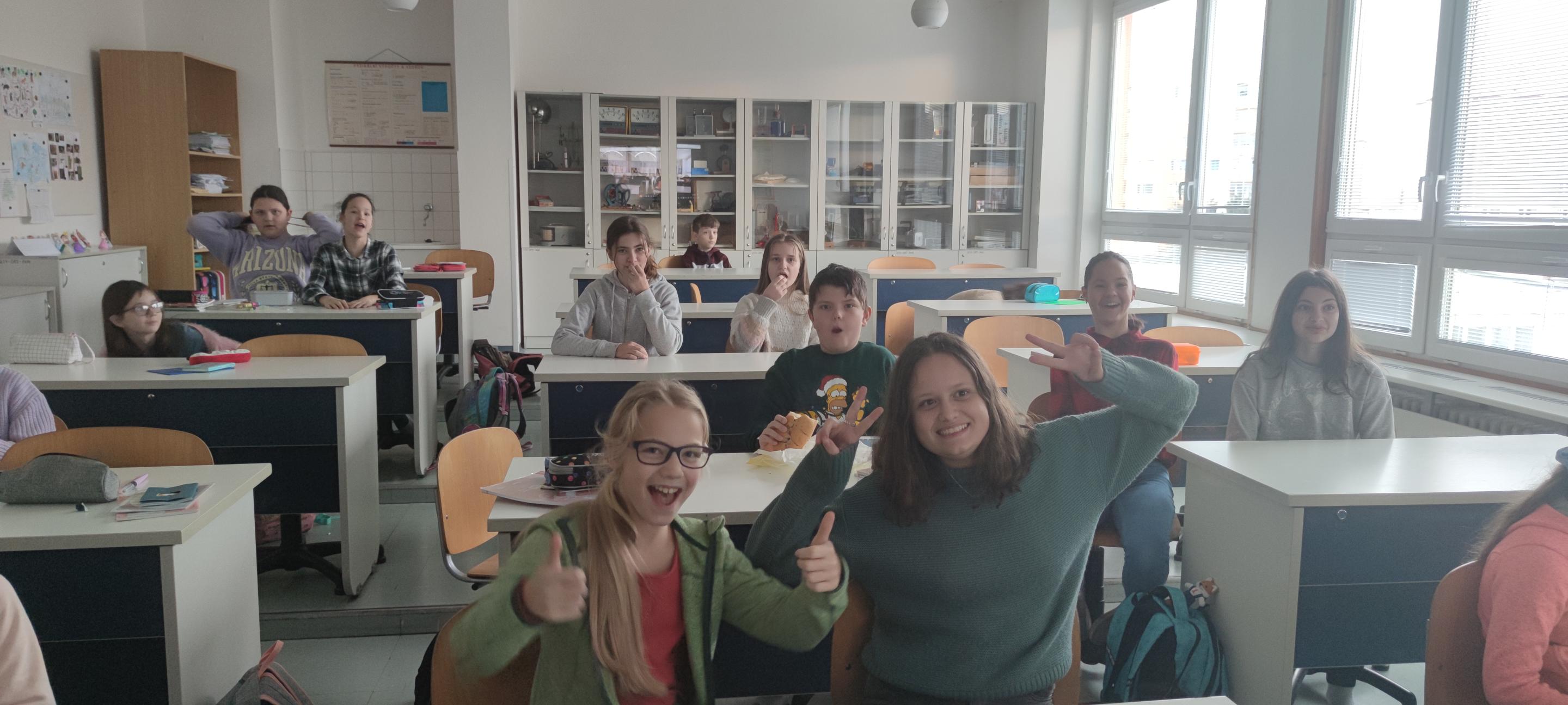 ERASMUS -DALŠÍ HODINA ONLINE SETKÁNÍ S ŽÁKY V TURECKU