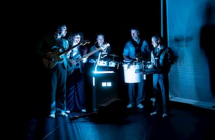 scènefoto &copy; Lynn Van Oijstaeijen