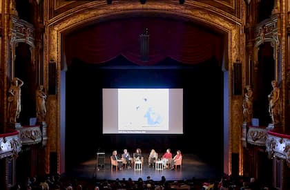  &copy; Greg Van Osselaer