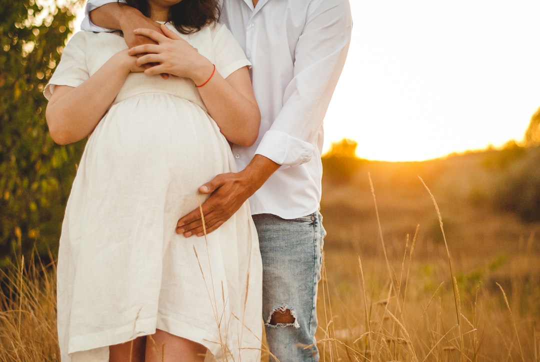 كيف تحافظين على الرومانسية بعد الزواج