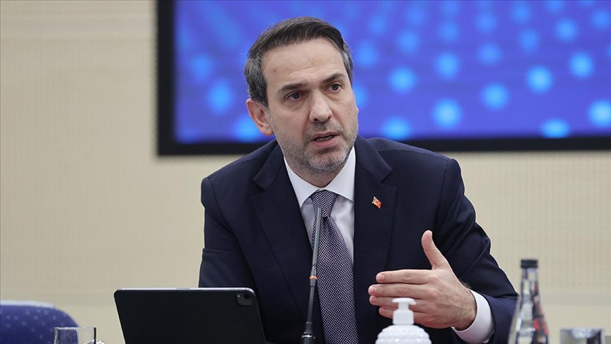 Bayraktar: 2035 Enerji Dönüşümü İçin 200 Milyar Dolar Yatırım Gerekiyor