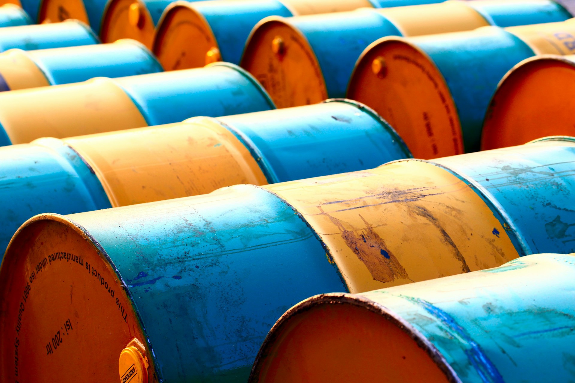 Petrol ABD-İran Görüşmeleri Beklentisiyle Geriledi