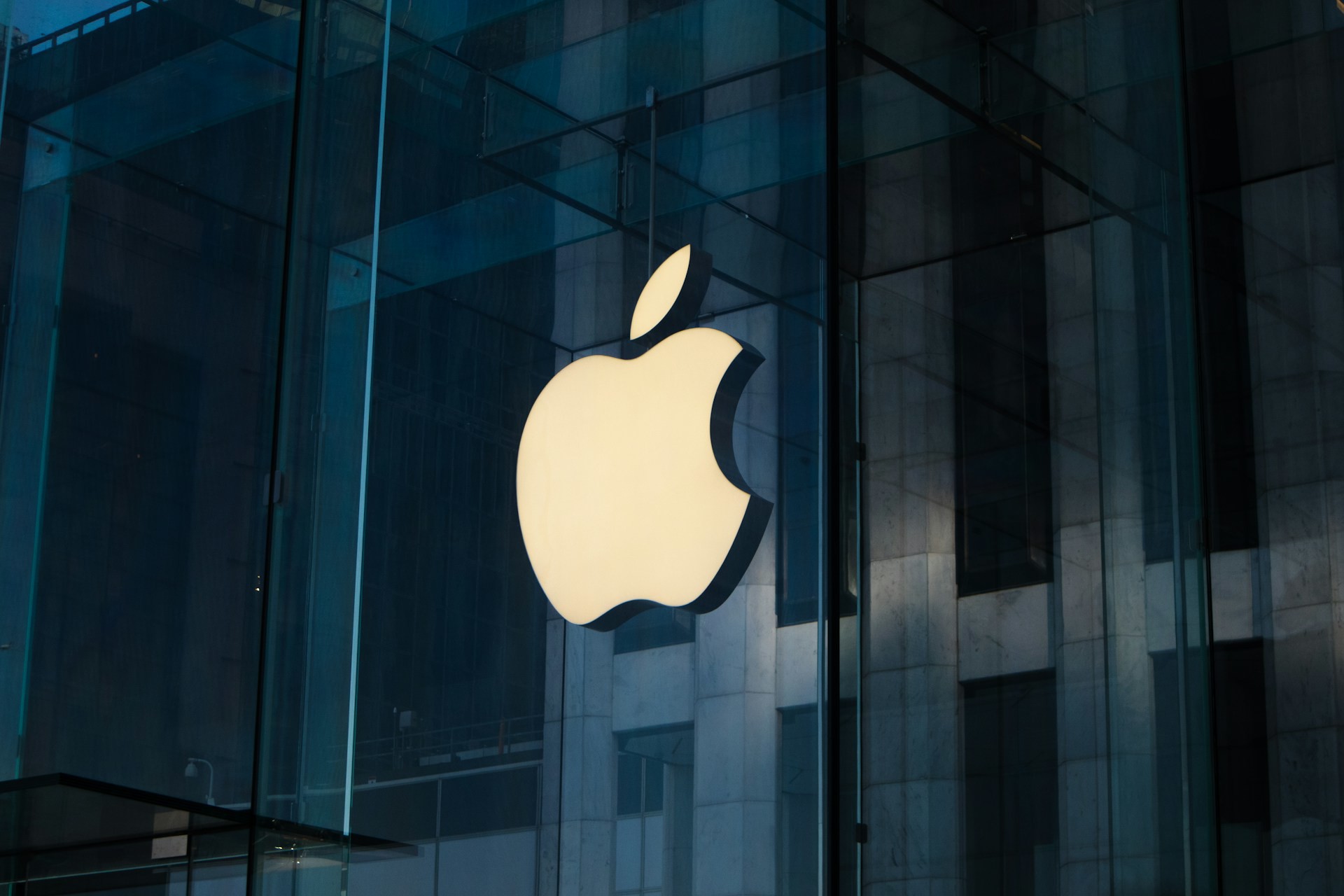 Apple AB Mahkemesinde App Store ve iPhone Davasını Kaybetti