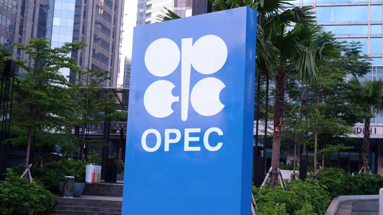 OPEC 2026 Petrol Talebi Tahminini Düşürdü