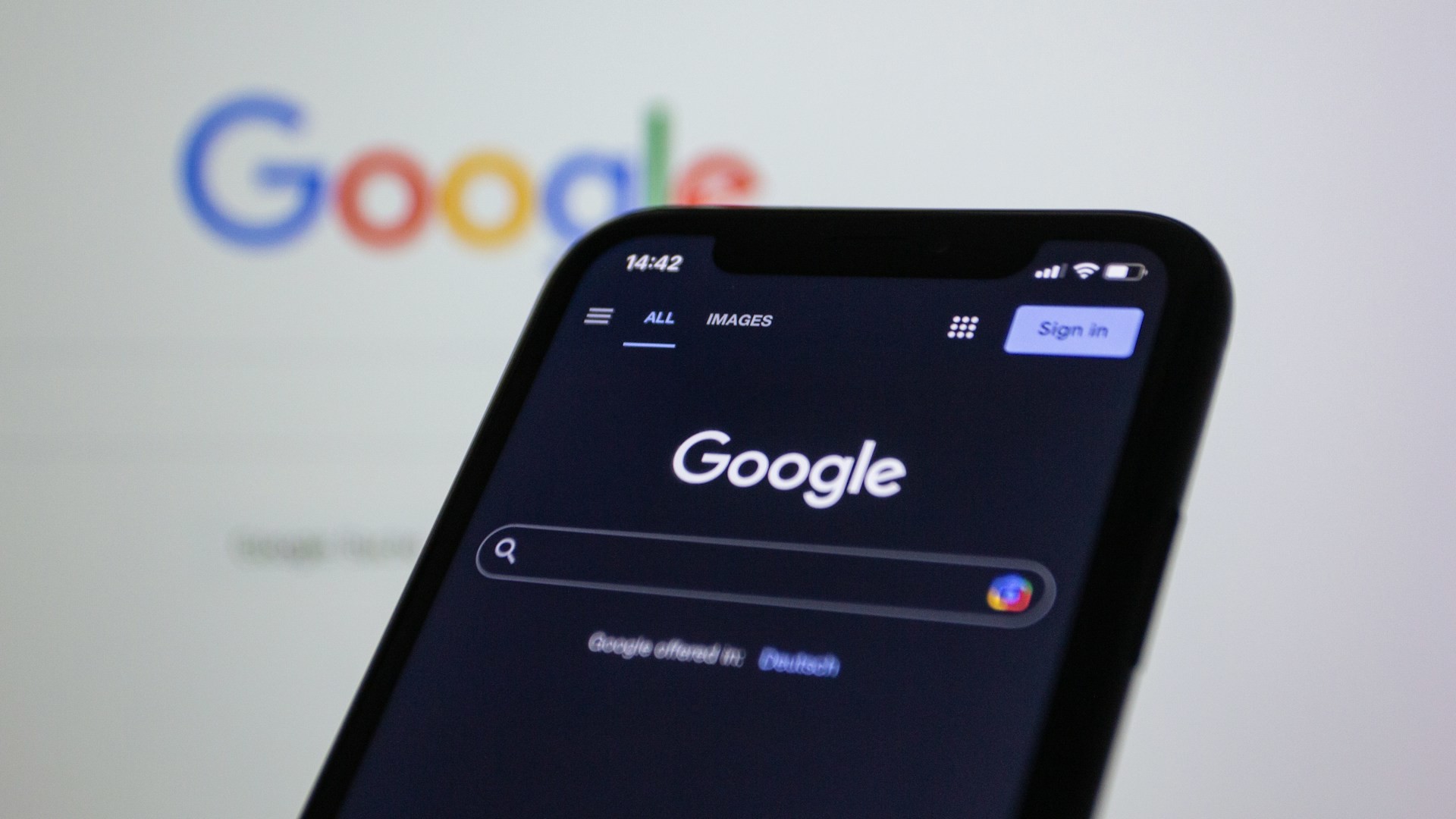 AB'den Google'a 890 Milyon Euro Ceza