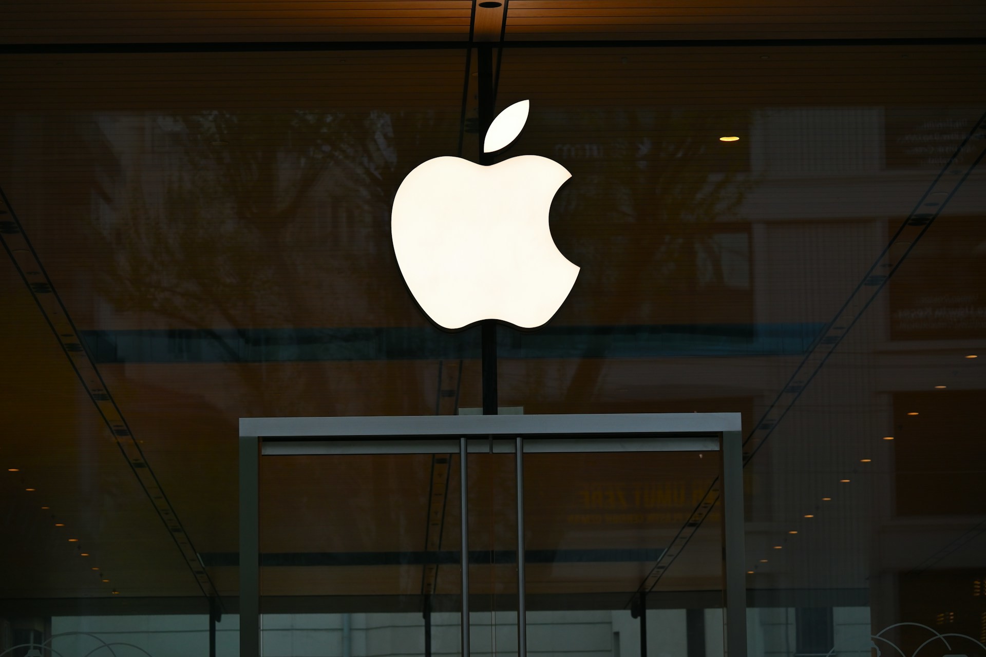 Apple'ın Çeyrek Kârı Beklentileri Aştı