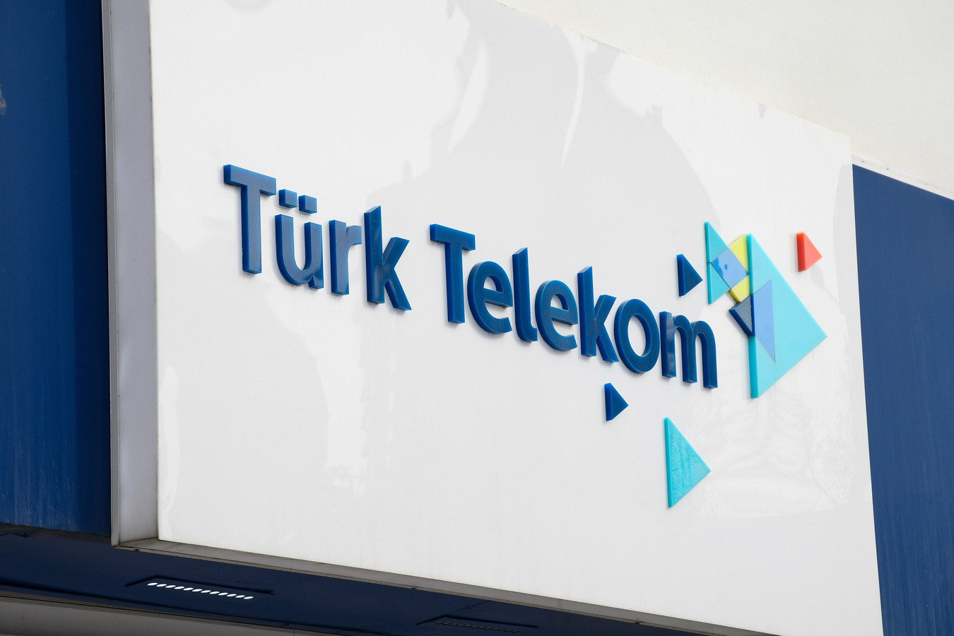 Türk Telekom İkinci Çeyrekte Beklenti Üstü Net Kâr Açıkladı