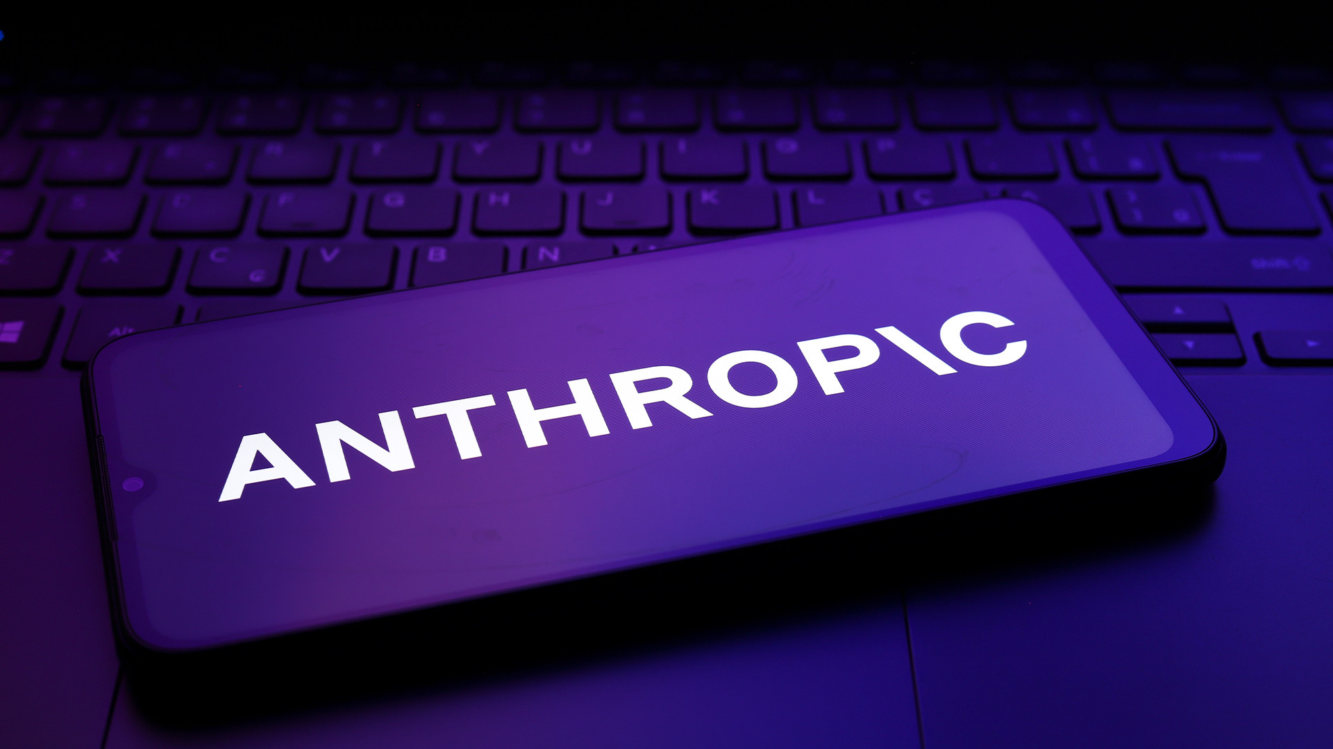 Anthropic'in Yıllıklandırılmış Geliri 65 Milyar Doları Aştı