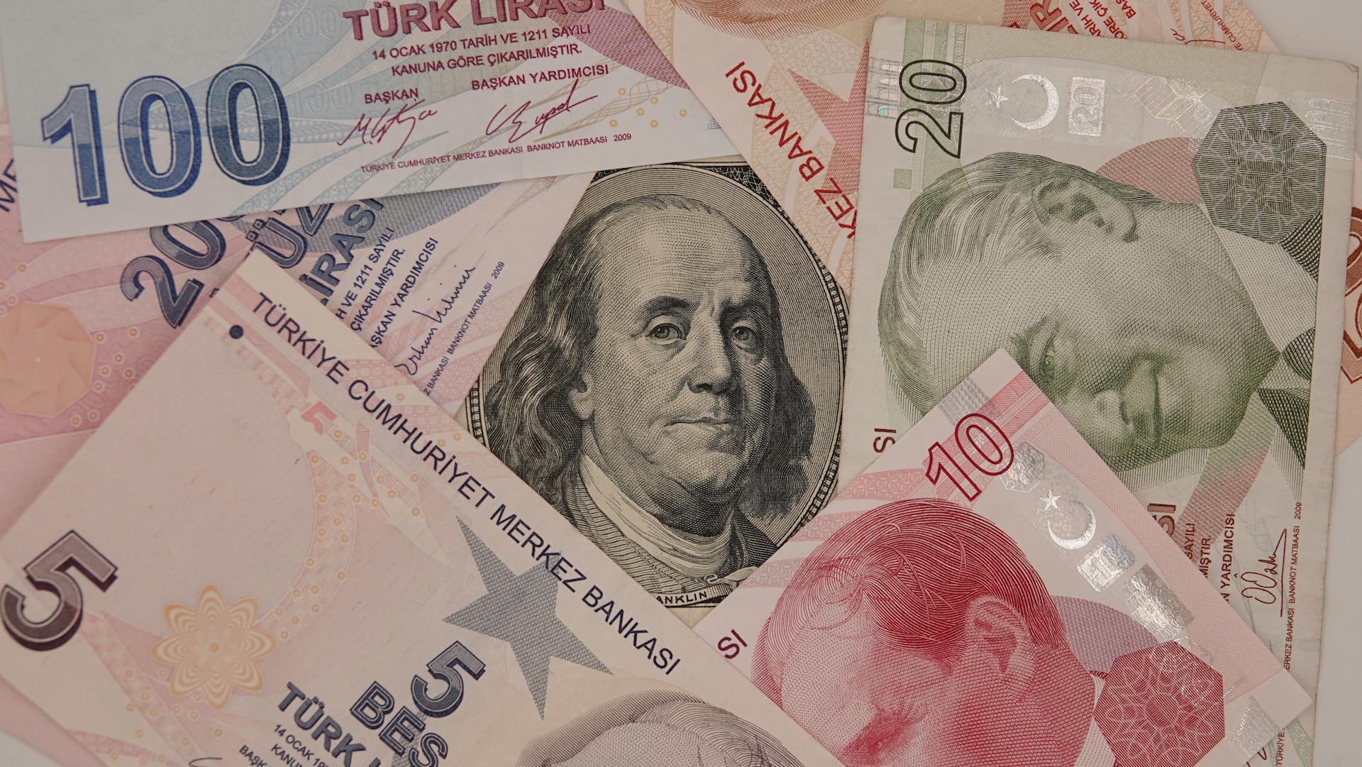 Türkiye'nin Milli Geliri 2025'te 62 Trilyon Liraya Ulaştı