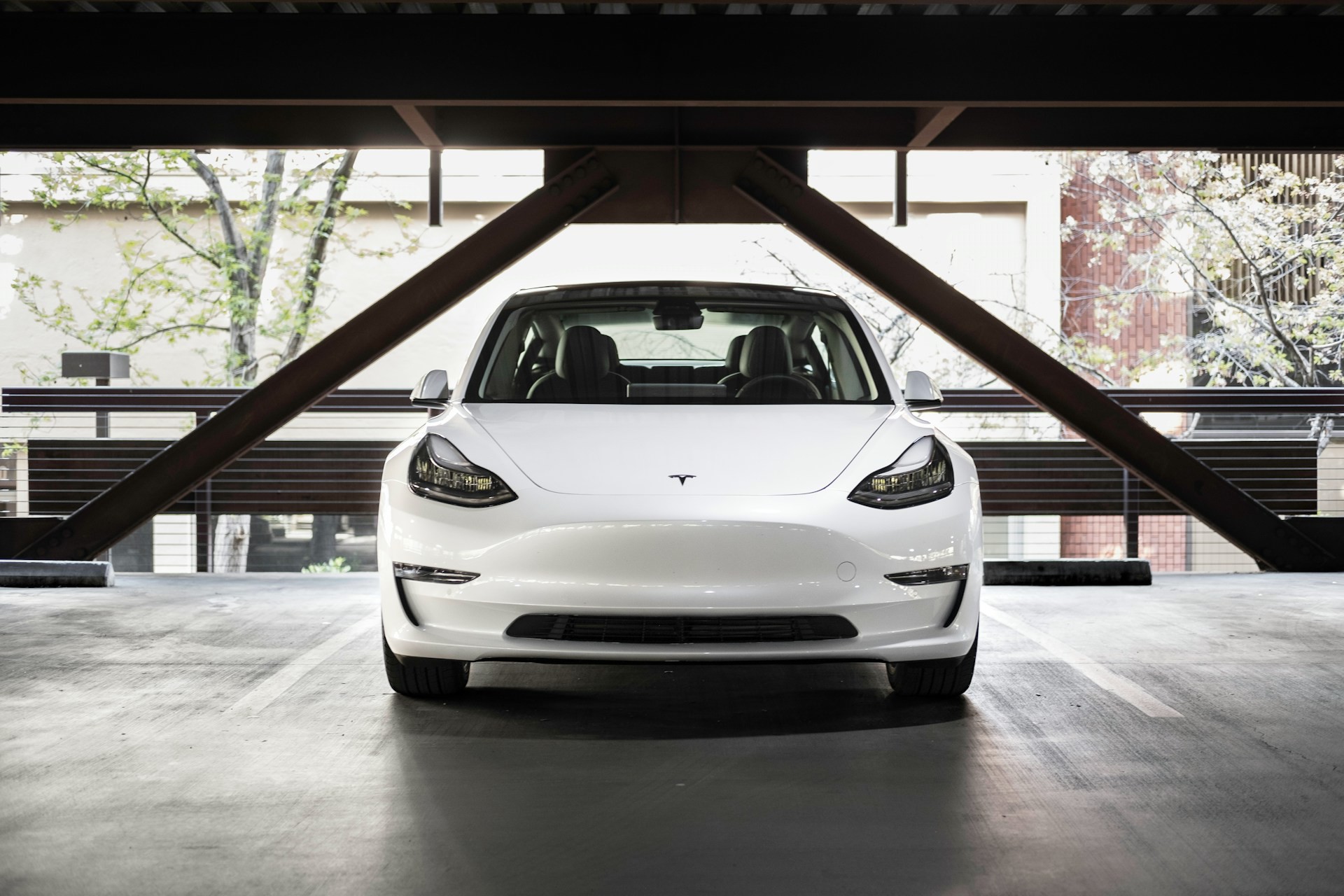 Tesla'nın Üçüncü Çeyrek Net Kârı Yüzde 43 Azaldı