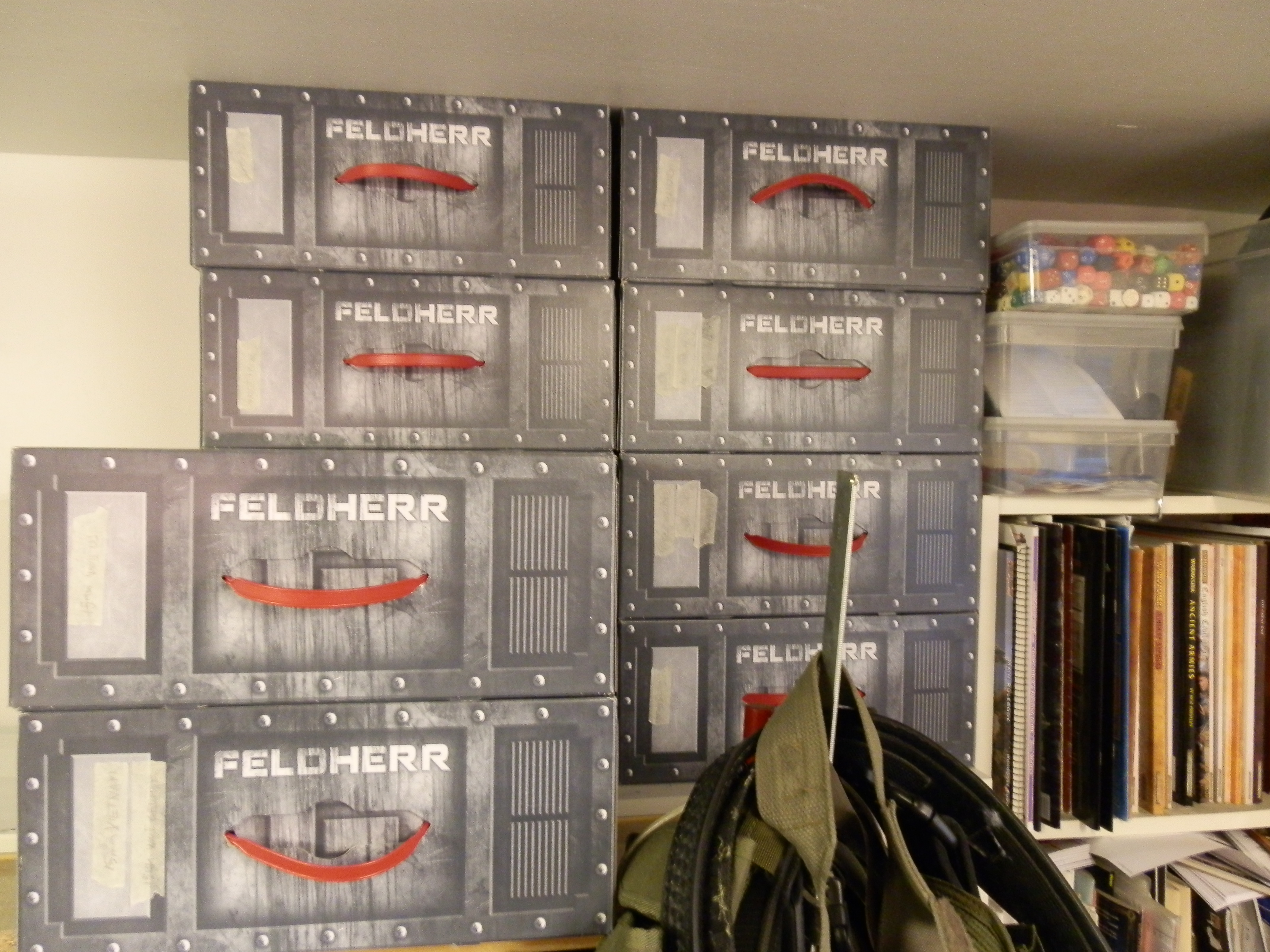 Feldherr boxes