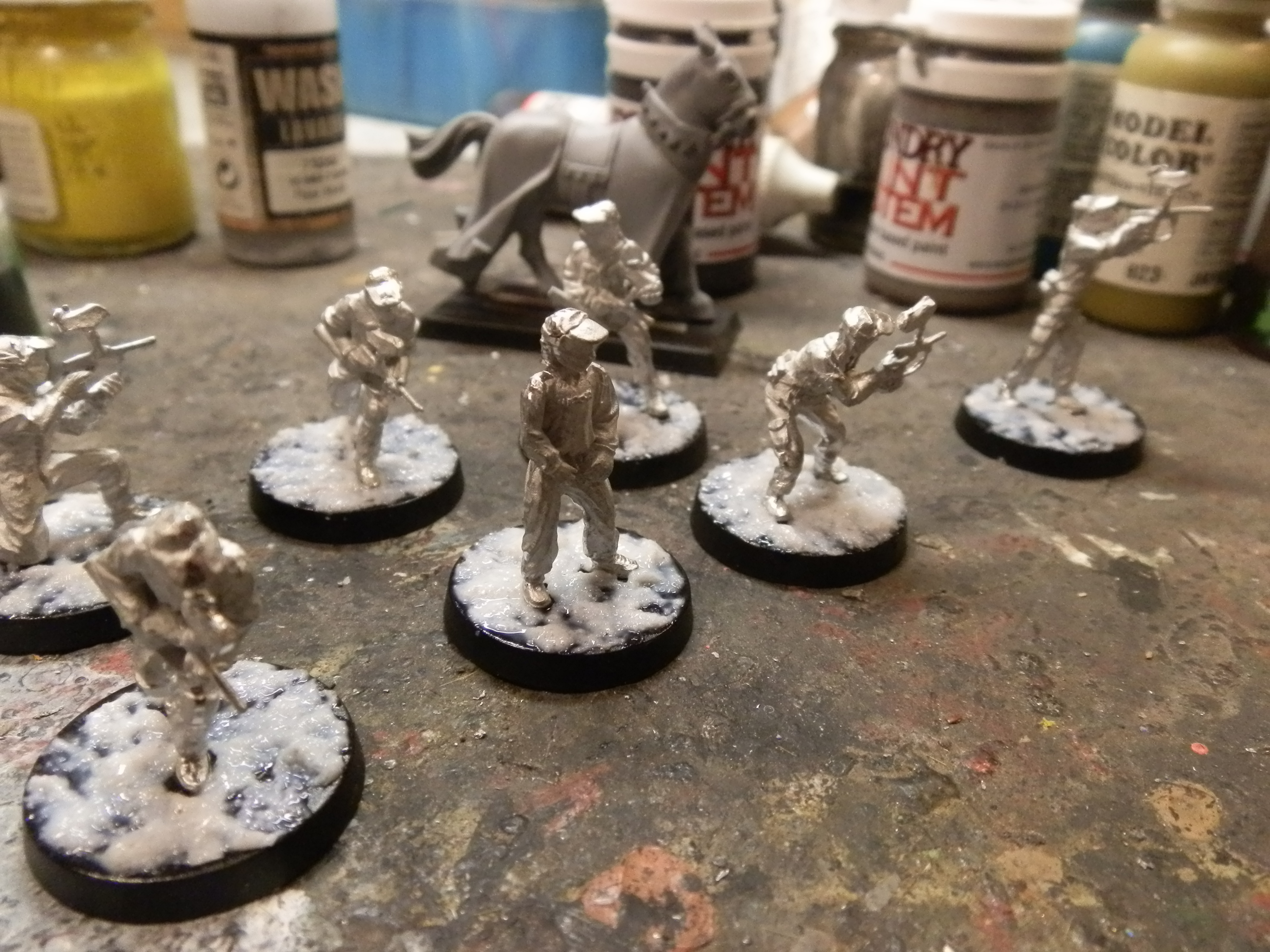 Paintballers suiting up