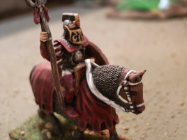 The horse is also pretty bland. Partly it's the caparison, partly I don't want it to take away attention from the knight and partly I just want to get it done fast. I more or less painted this whole thing in one night.