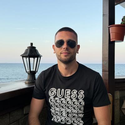 Профилна снимка