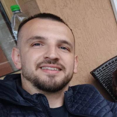 Профилна снимка