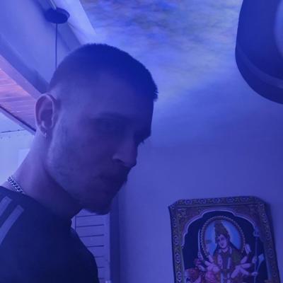 Профилна снимка