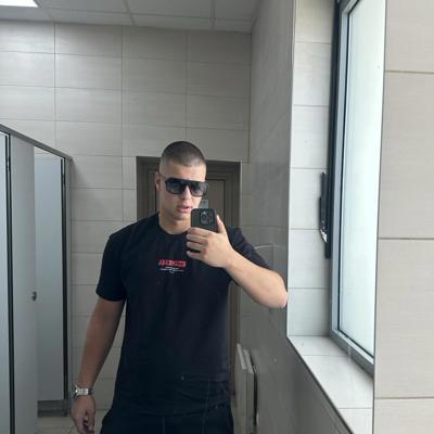 Профилна снимка