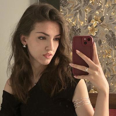 Профилна снимка