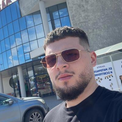 Профилна снимка