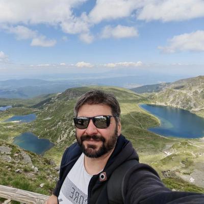 Профилна снимка