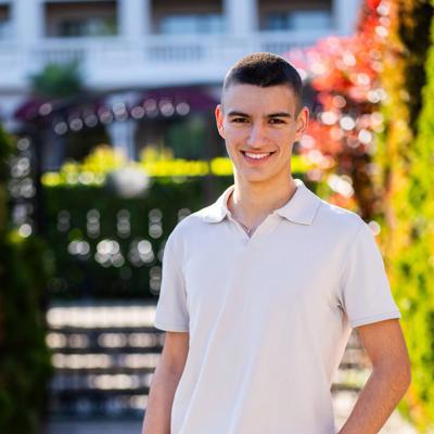 Профилна снимка