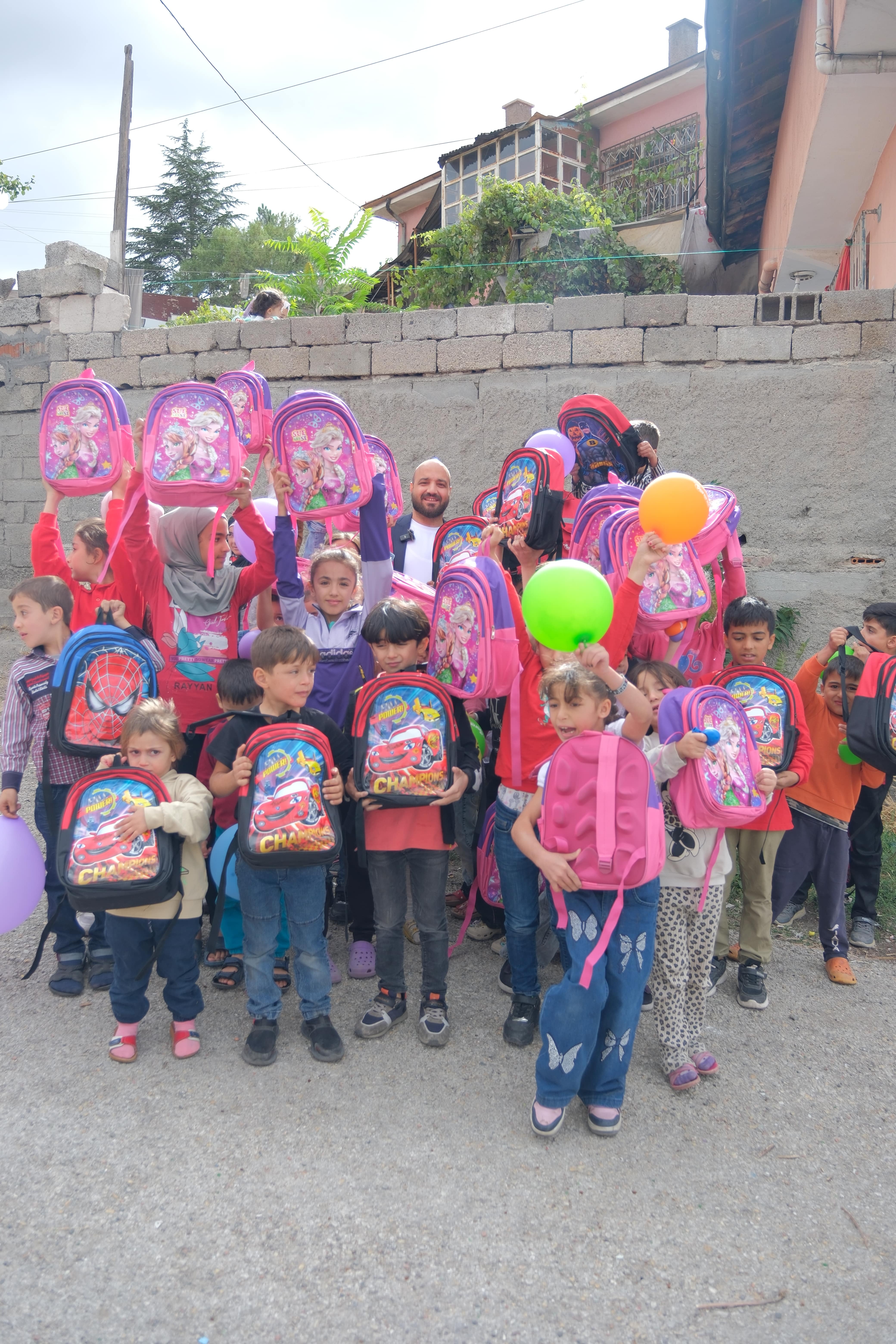 Çocuklarımıza Kırtasiye Desteği 