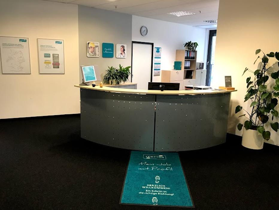 Tempton Passau, Bahnhofstraße in Passau