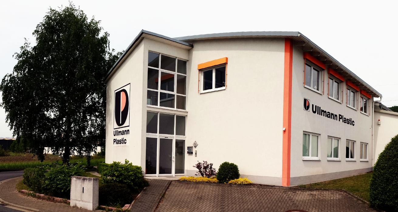 Ullmann Plastic GmbH, Toni-Schecher-Straße in Elsenfeld