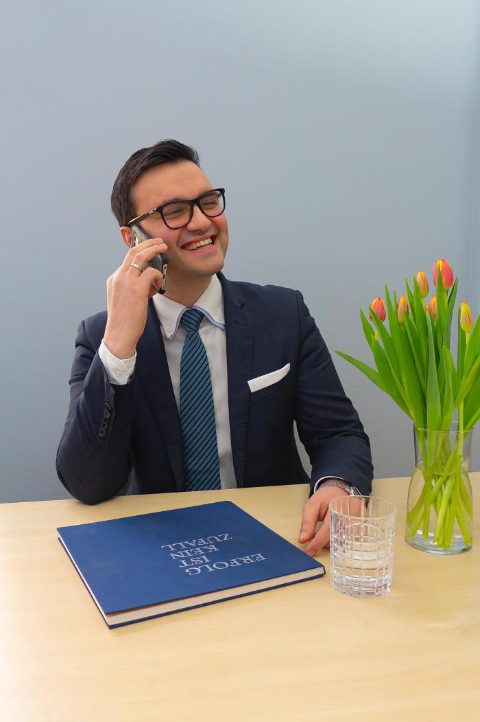 ERGO Versicherung Ariel Elatov, Levetzowstraße in Berlin