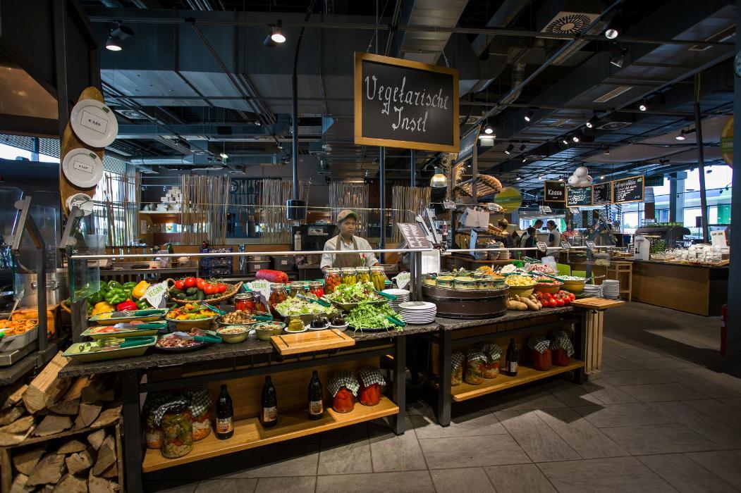 Marché Schwechat, Wiener Außenring Schnellstraße in Schwechat