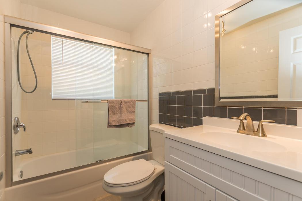 Tropical Florida rentals, LLC Image