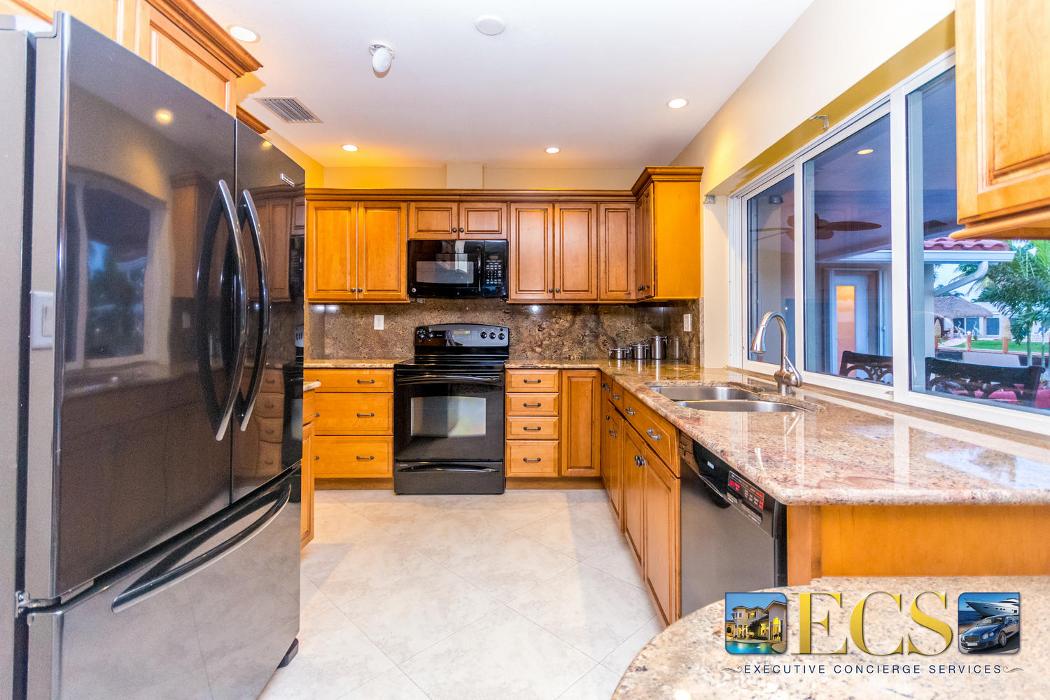 Tropical Florida rentals, LLC Image