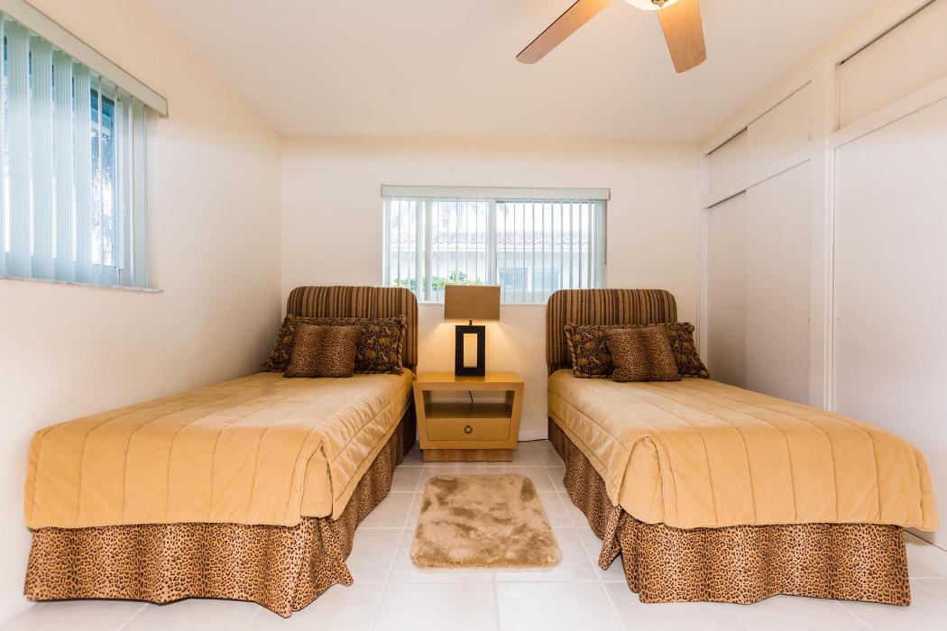 Tropical Florida rentals, LLC Image