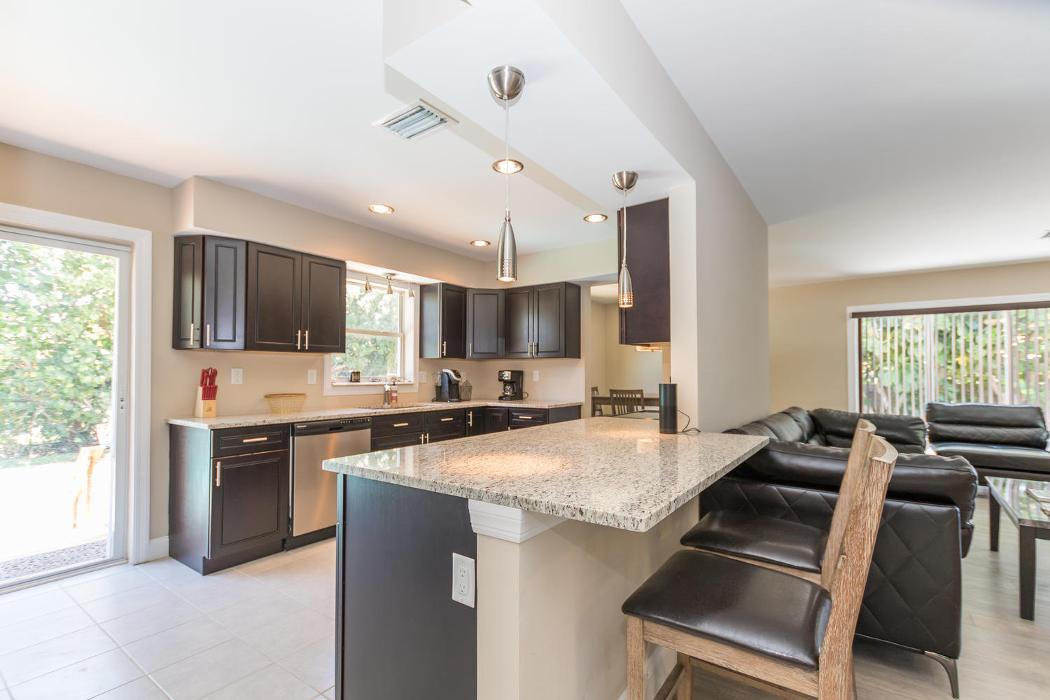 Tropical Florida rentals, LLC Image