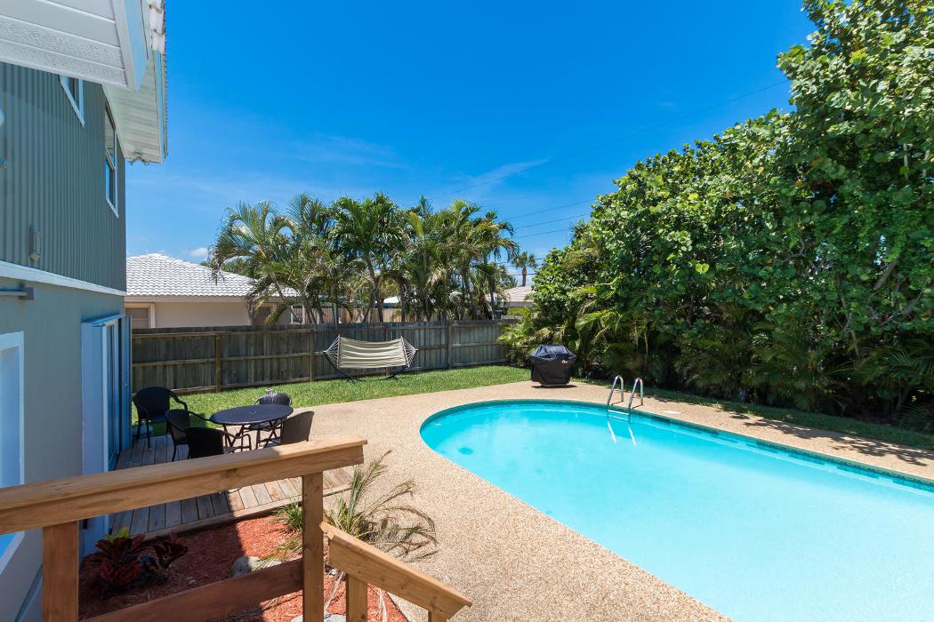 Tropical Florida rentals, LLC Image