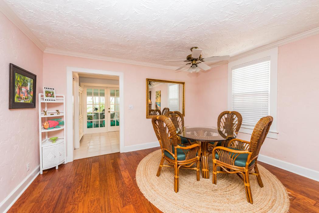 Tropical Florida rentals, LLC Image