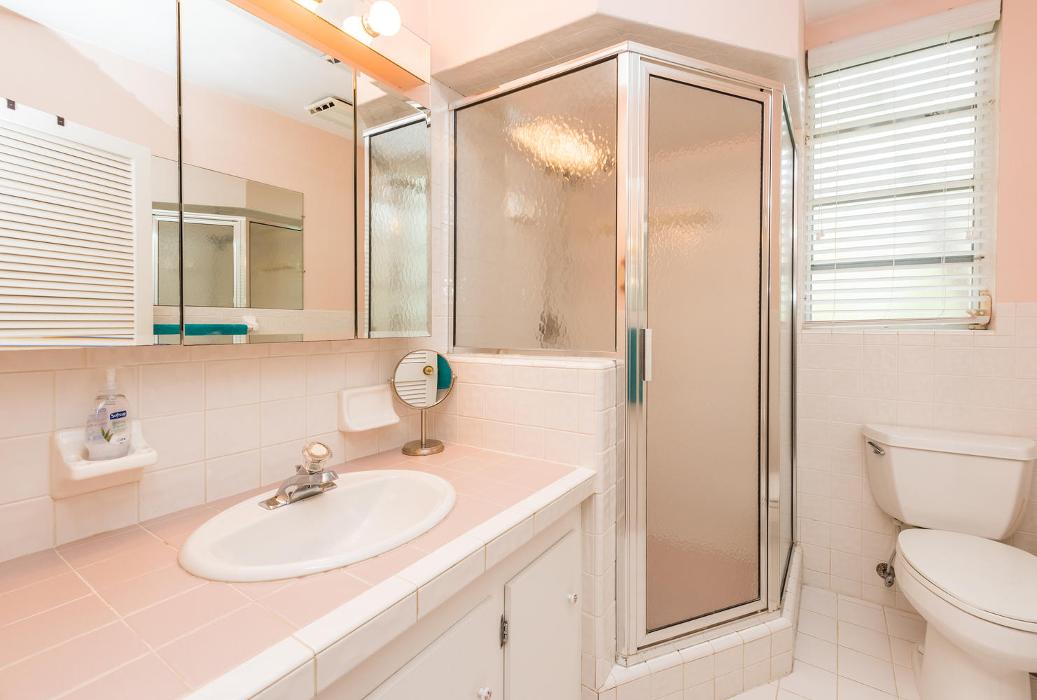 Tropical Florida rentals, LLC Image