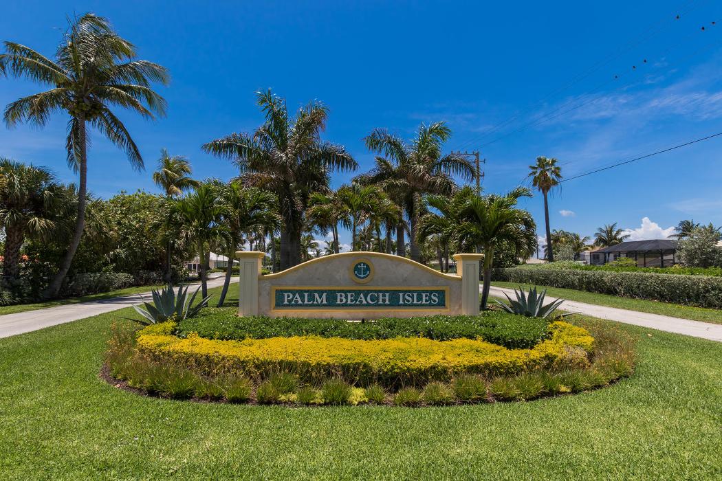 Tropical Florida rentals, LLC Image