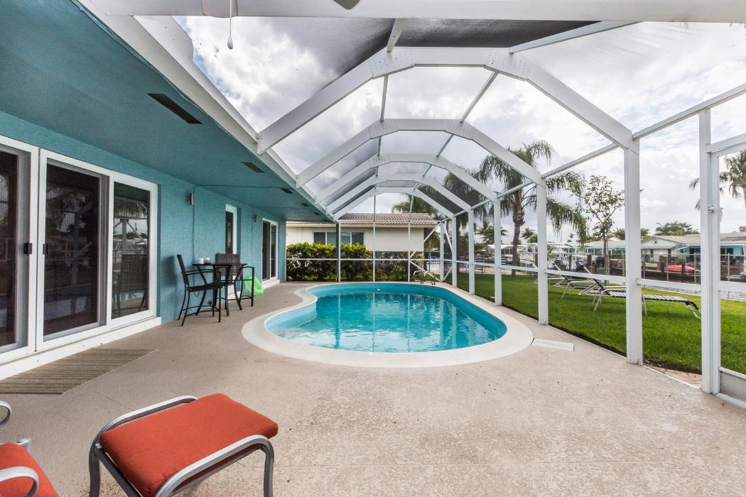 Tropical Florida rentals, LLC Image