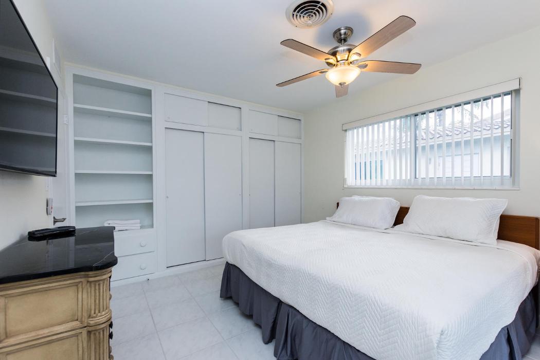 Tropical Florida rentals, LLC Image