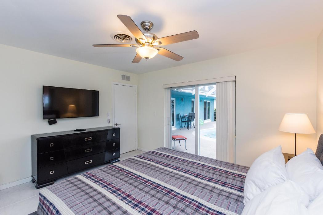 Tropical Florida rentals, LLC Image