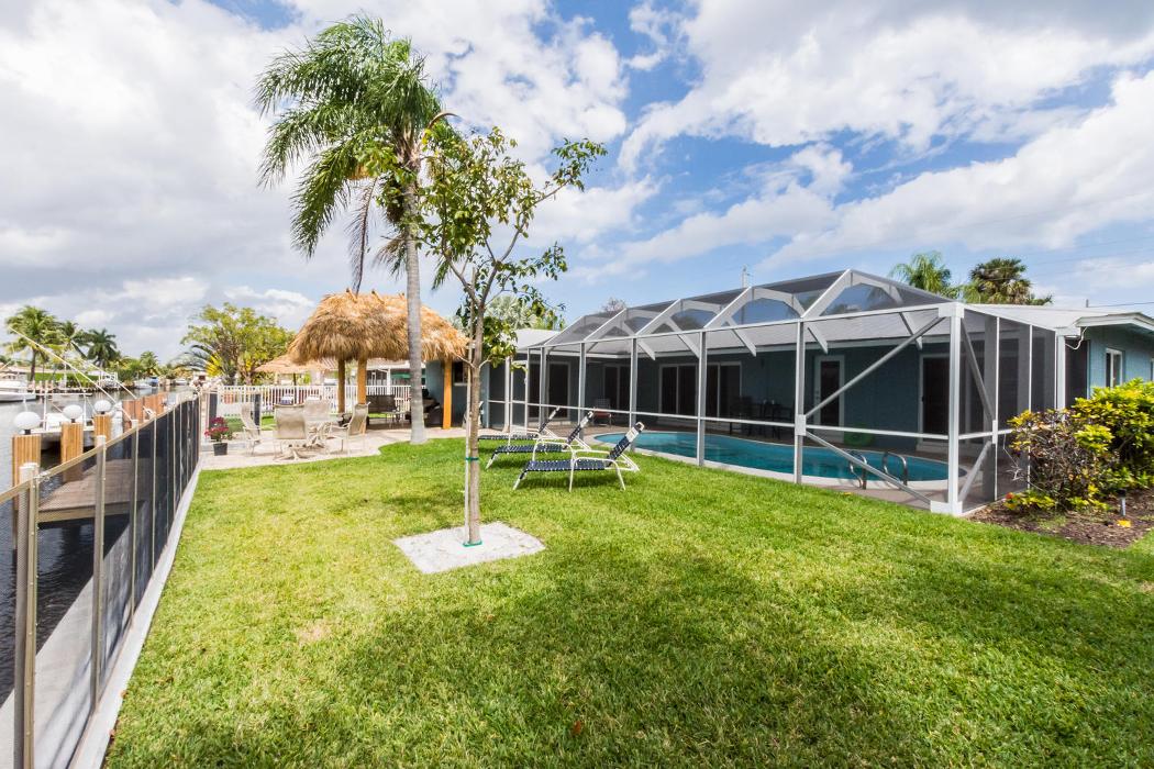 Tropical Florida rentals, LLC Image