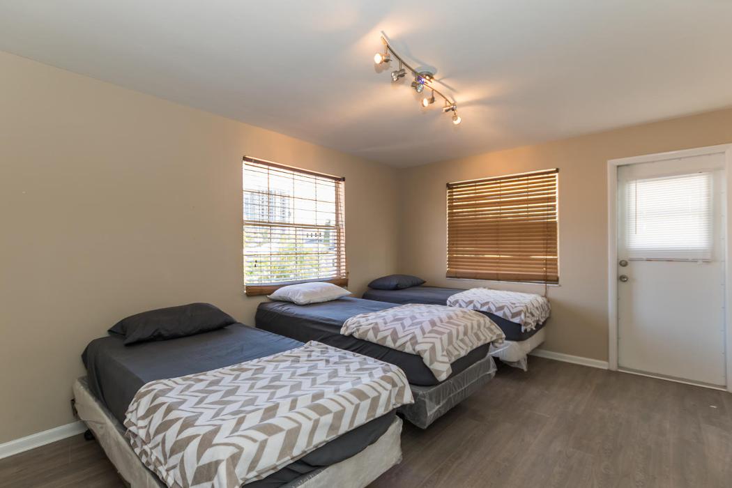 Tropical Florida rentals, LLC Image