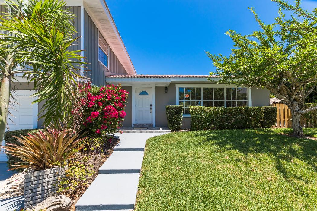 Tropical Florida rentals, LLC Image