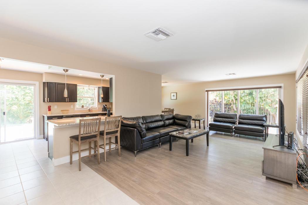 Tropical Florida rentals, LLC Image