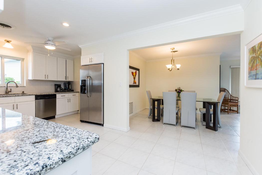 Tropical Florida rentals, LLC Image