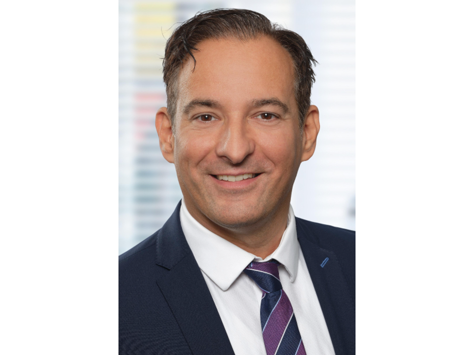 ERGO Versicherung / DKV Denis Peric, Bismarckstrasse in Einbeck